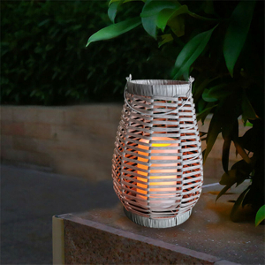 Solar Rattan Lantern “PARO”，Small
