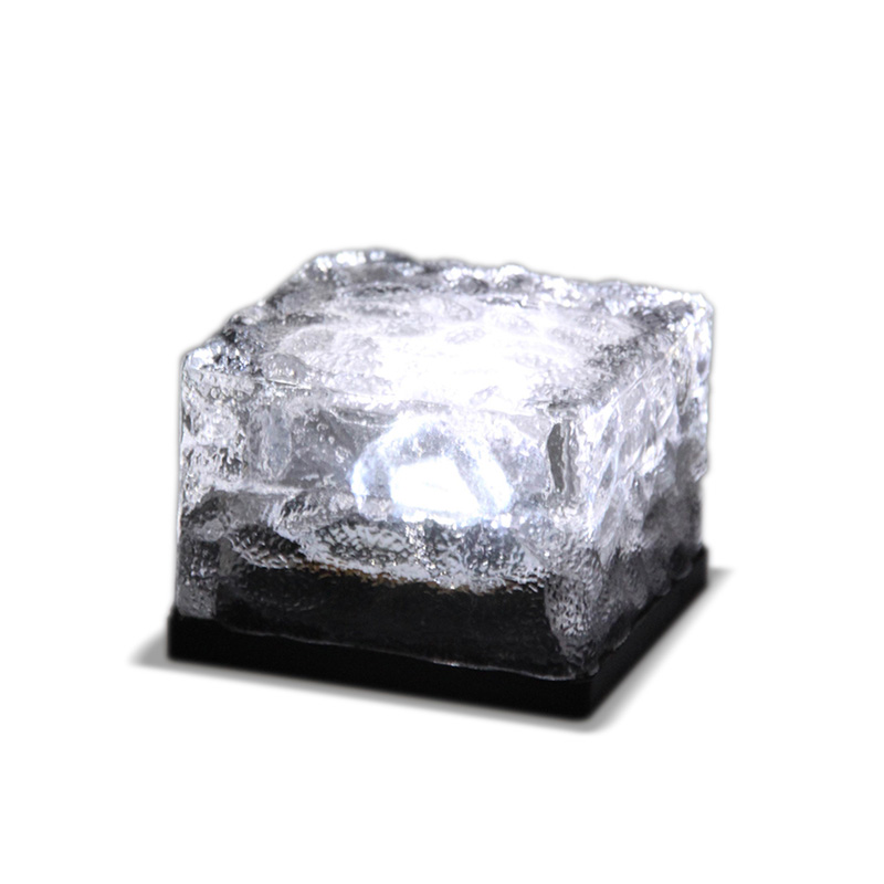 Iced 7x7x5 cm Solar LED Brick Light